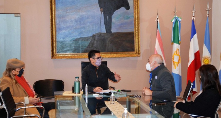 El municipio de Resistencia autorizó a la Universidad Popular la construcción de dársenas para estacionamiento