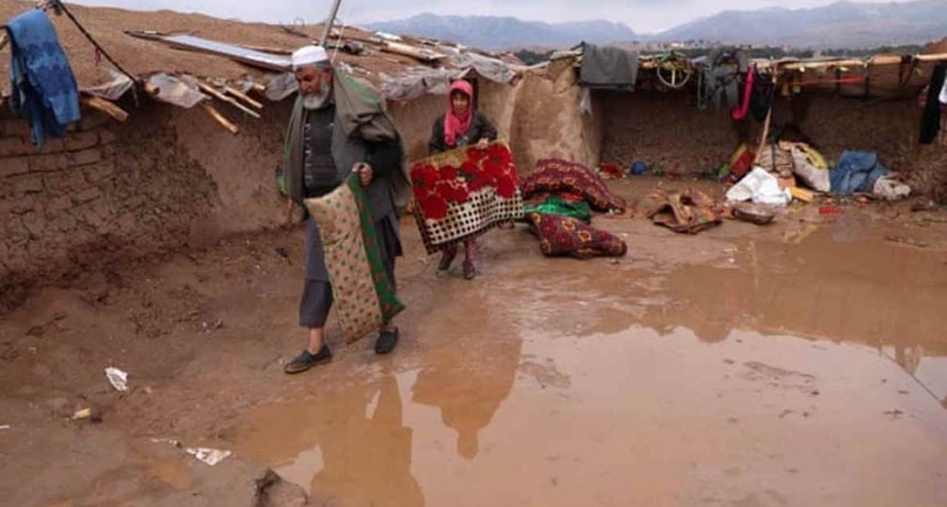 Ascienden a 113 los muertos y a 110 los desaparecidos por inundaciones en Afganistán 