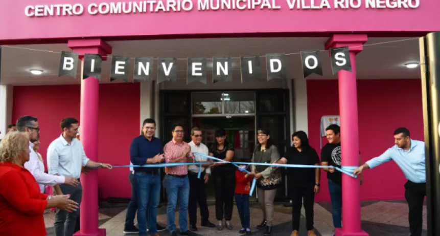 Gustavo Martínez inauguró la refacción y ampliación del Centro Comunitario Municipal de Villa Río Negro
