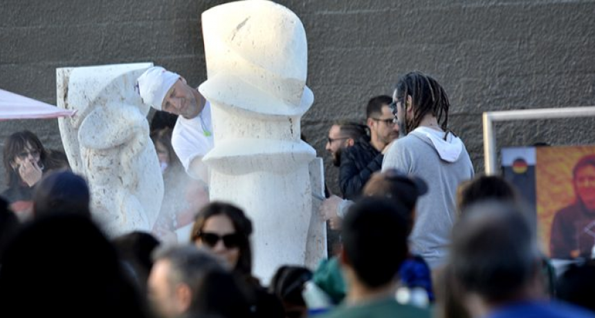 La Municipalidad propone a los vecinos participar de las actividades en el cierre de la Bienal