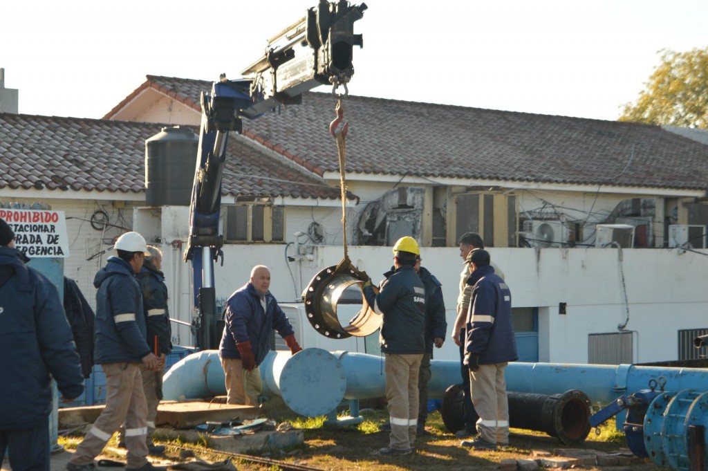 Resistencia: continúa la instalación de nuevos sistemas de bombeo