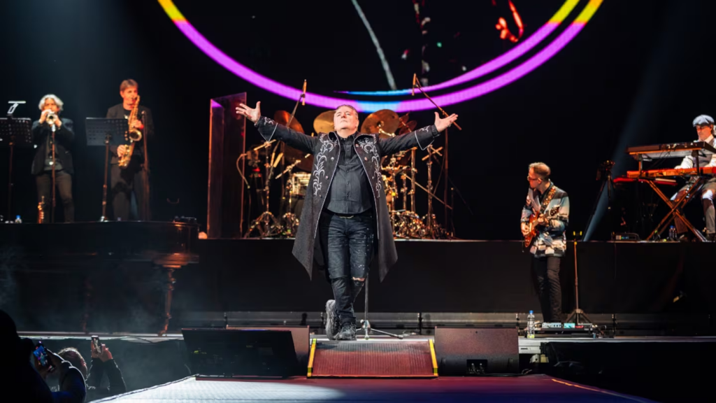 Miguel Mateos celebró los 40 años de “Rockas Vivas”: una retrospectiva llena de emoción y calidad