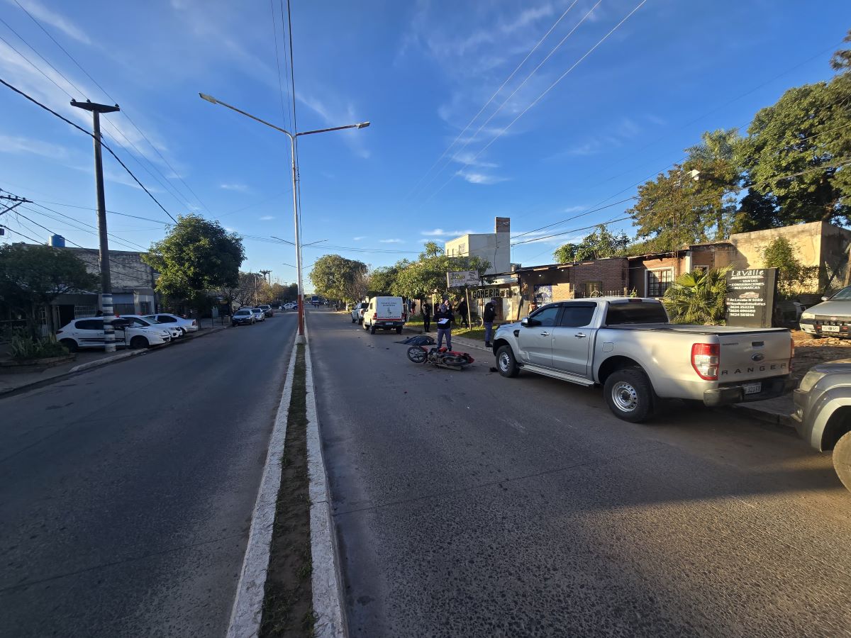 Motociclista muere tras chocar con un camión en la avenida Lavalle