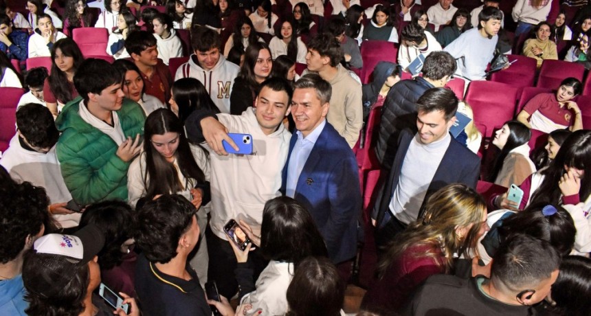 El Gobierno presentó una propuesta para el primer empleo joven
