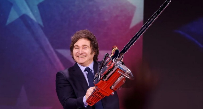 Motosierra: el Gobierno oficializó la disolución y transformación de 21 organismos públicos