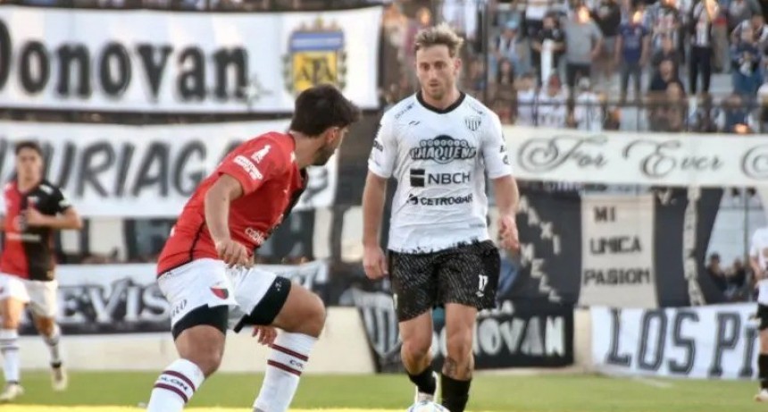 For Ever define el equipo para enfrentar a Mitre