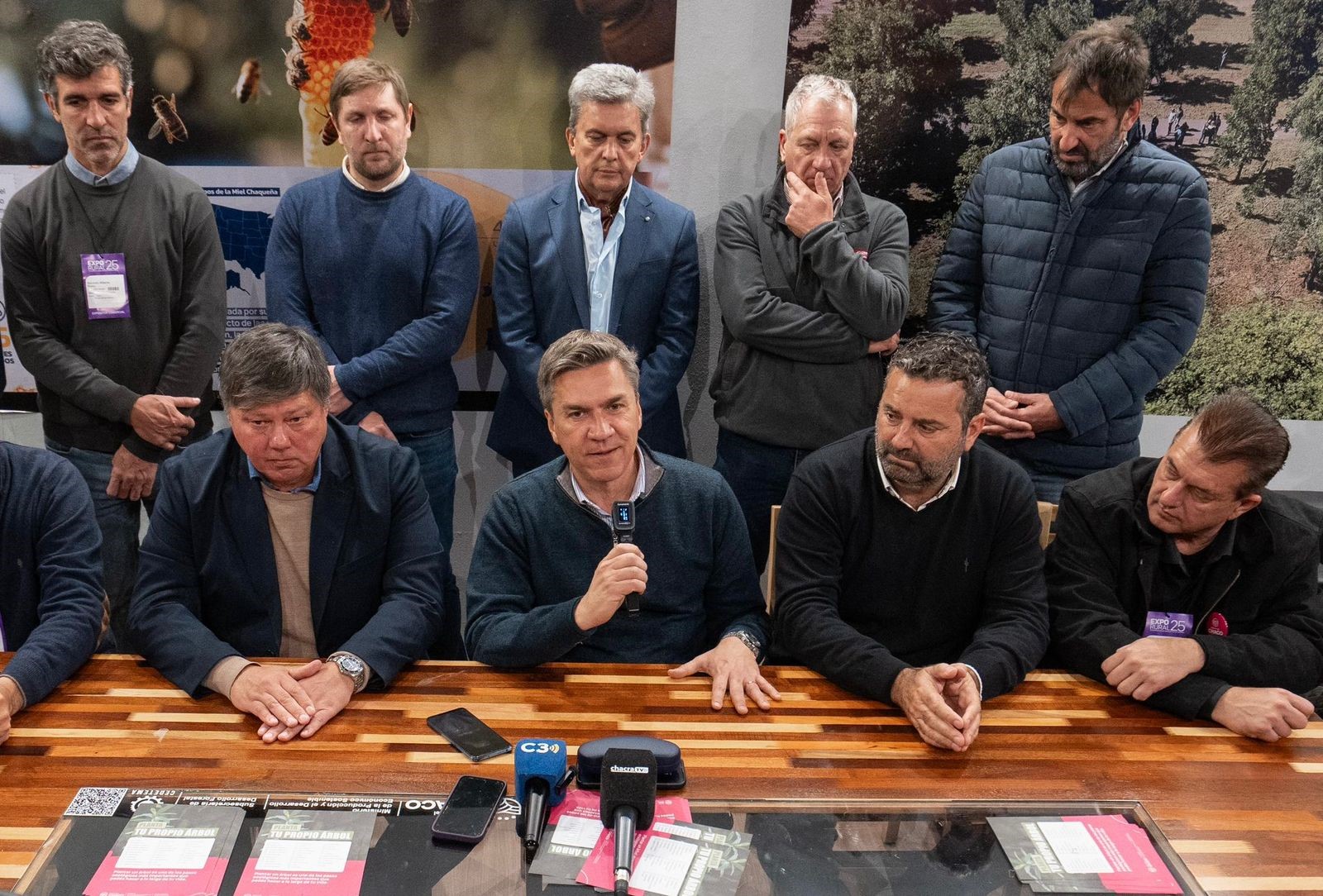  En Buenos Aires, Zdero presentó la muestra rural que se realizará en Margarita Belén