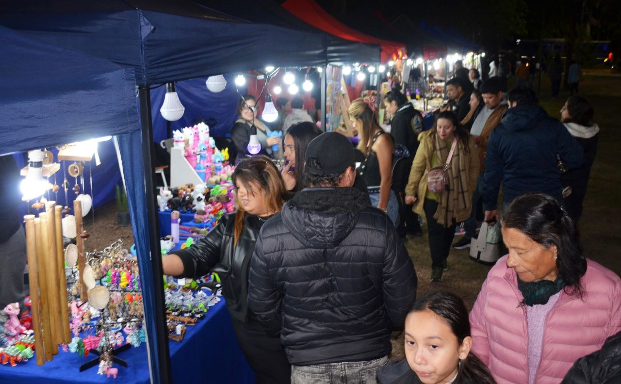  Respaldo a la feria de emprendedores del Parque 2 de Febrero
