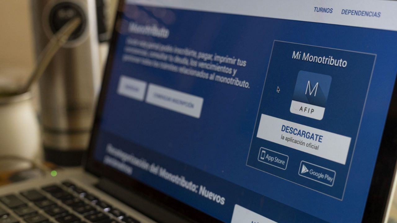 Informalidad laboral: hay unos 600.000 monotributistas que en realidad son asalariados