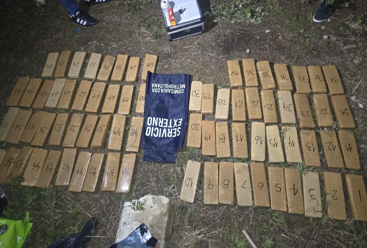 Secuestraron 53 kilos de marihuana en Villa Río Negro
