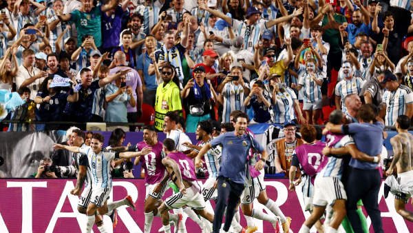 Argentina volvi&oacute; a sufrir, pero venci&oacute; a Suiza en el suplementario y jugar&aacute; las semifinales del Mundial ante Inglaterra