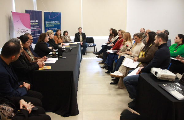 Educaci&oacute;n fortalece el trabajo con intendentes y diputados para consolidar las pol&iacute;ticas educativas en toda la provincia