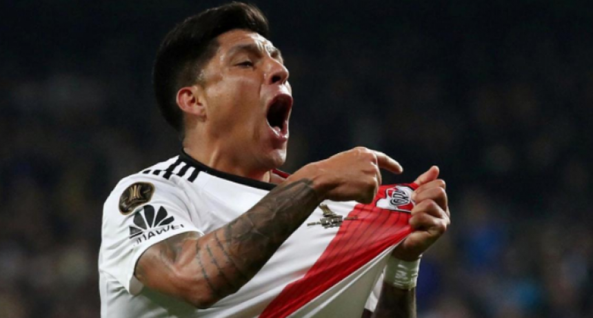 Con equipo alternativo, River recibe a Vélez que quiere salir del fondo