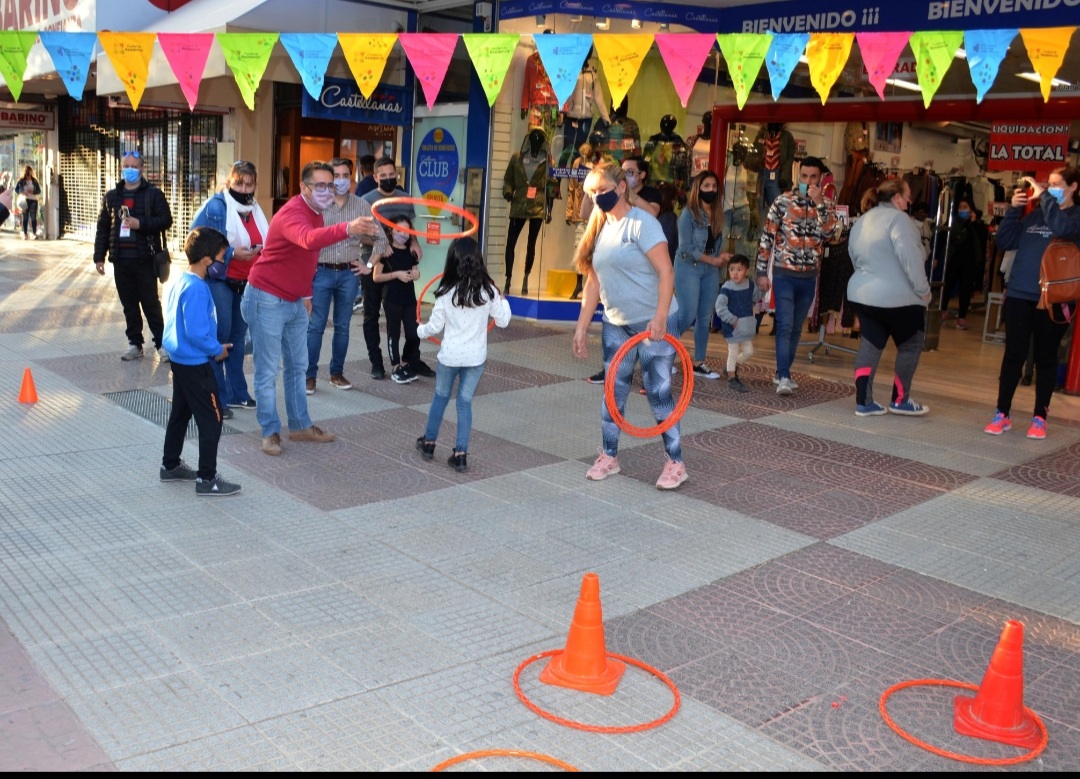 Resistencia festejó el Día de la Niñez en la peatonal 