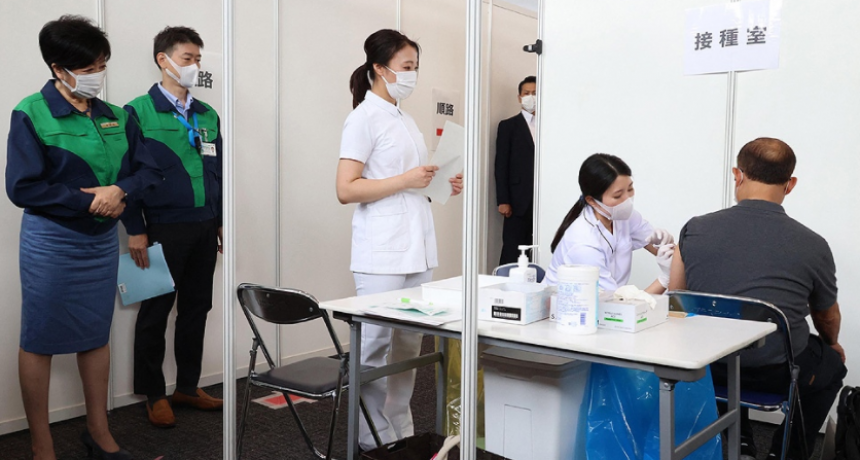 Japón pone más regiones en estado de emergencia ante el avance del coronavirus