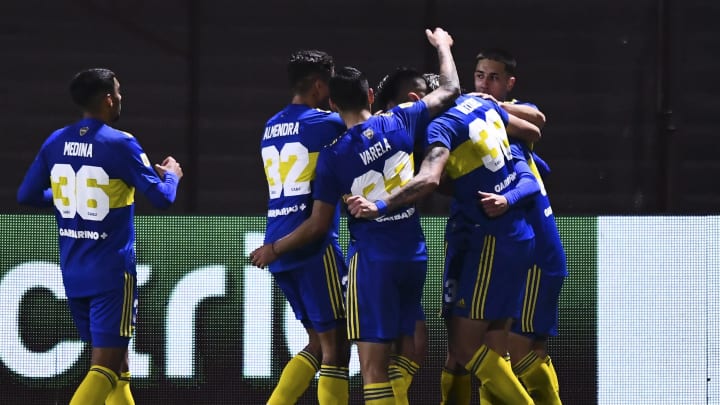 Boca recibe a Racing en el clásico del domingo