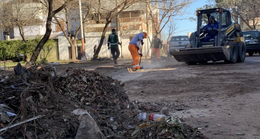 Se realizó un operativo de limpieza en el Barrio Nueva Resistencia