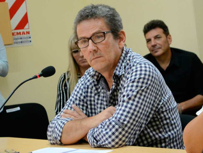 Aldo Lineras garantizó una acción inmediata ante los descuentos en los salarios docentes