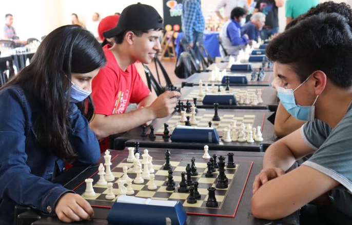 Con más de 100 competidores, se llevaron a cabo las finales de ajedrez en la Copa Futuro 2022