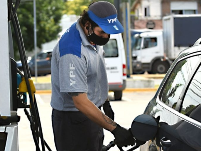 El gobierno quiere mayor transparencia en el uso de combustibles destinados a vehículos oficiales