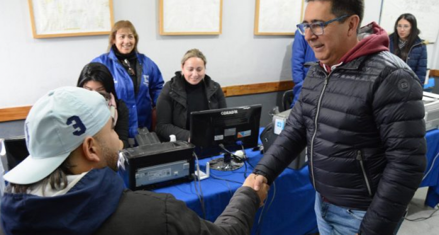 Licencia móvil en los barrios: “Que el municipio llegue a la gente y no al revés”, remarcó Martínez