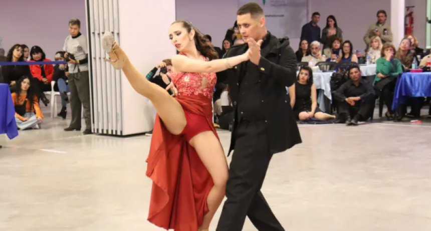 Tangazo: una pareja chaqueña ganó en una de las categorías y representará a Chaco en el Mundial De Tango