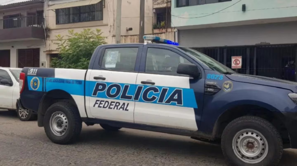 Detuvieron al jefe Antidrogas de la Polic&iacute;a Federal en C&oacute;rdoba: lo acusan de haber robado dinero de varios operativos