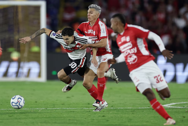 River Plate empat&oacute; sin goles ante Independiente Santa Fe por la ida de los octavos de final de la Copa Sudamericana