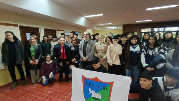 Estudiantes de Villa R&iacute;o Bermejito protagonistas de una experiencia cient&iacute;fica en el CONICET