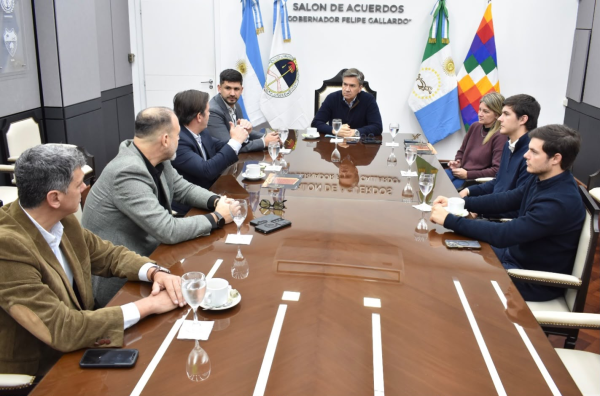 Zdero recibi&oacute; a inversores que anunciaron la construcci&oacute;n de un Hotel Wyndham de 5 estrellas en Resistencia 