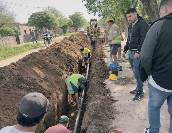 AVIA TERAI: M&aacute;s de 35 familias ya cuentan con agua potable