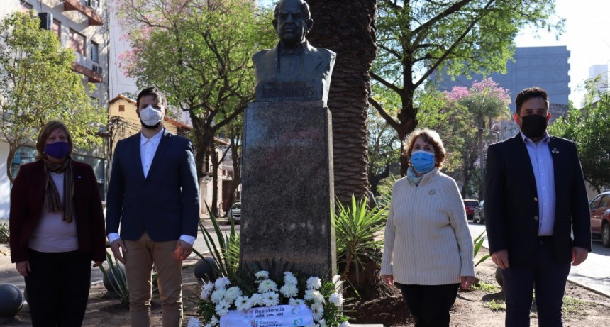 En el día del maestro, se rindió homenaje al esfuerzo de la labor docente en pandemia