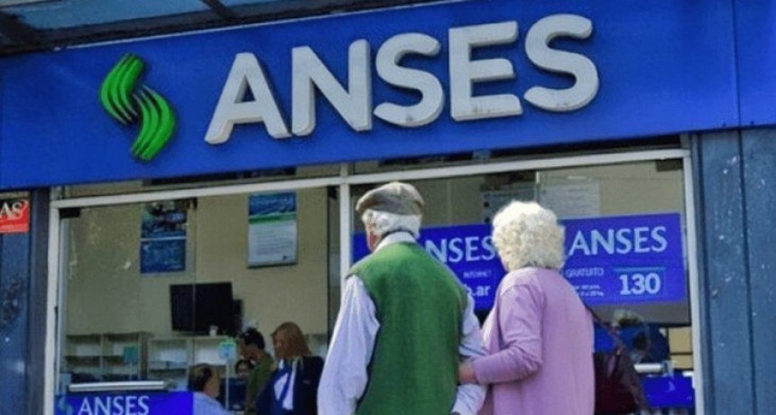 ANSES: analizan jubilar a mayores de 55 y capacitar a jóvenes