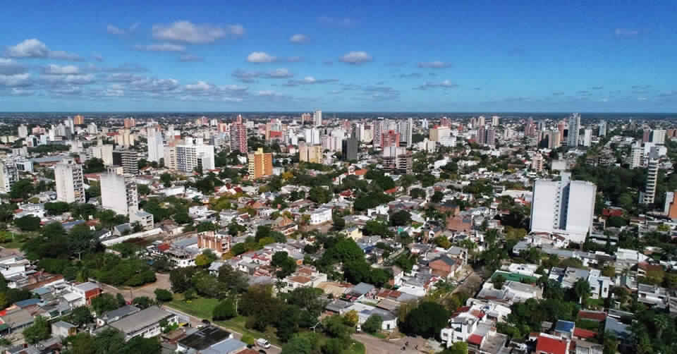 Domingo con cielo despejado y 31°C de máxima