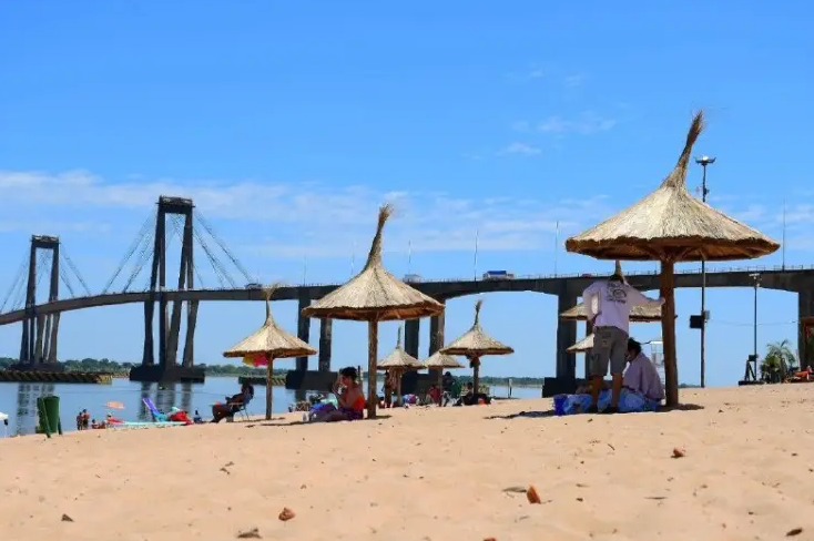 Desde mañana, Corrientes habilita cinco playas 