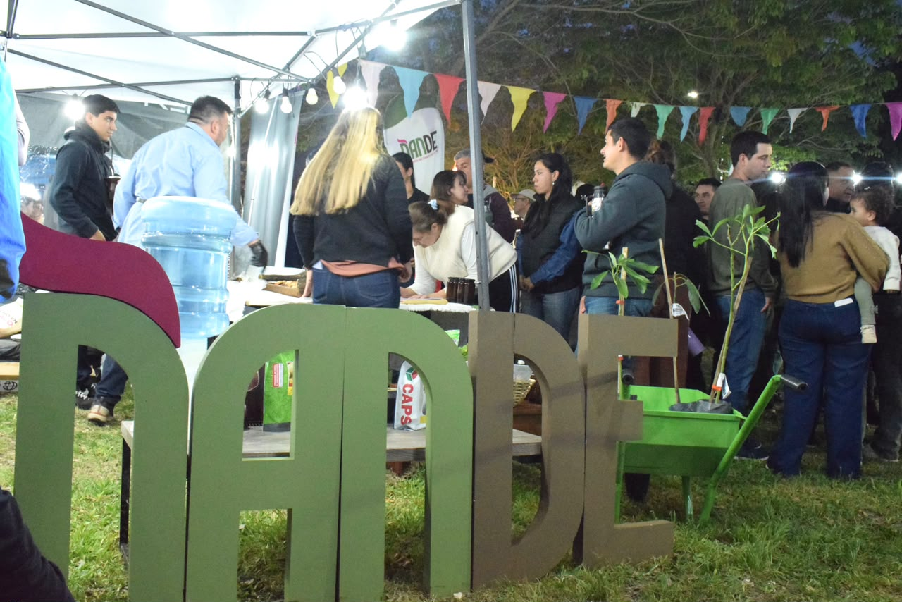 El programa &Ntilde;ande acompa&ntilde;&oacute; a los peque&ntilde;os productores en la Expo Frutihort&iacute;cola