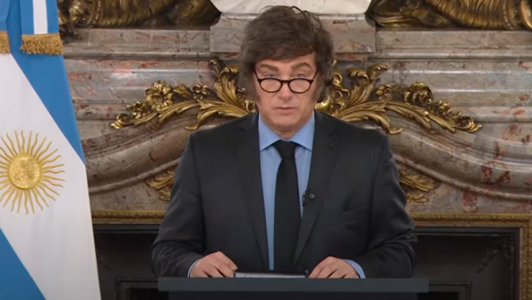 Bajo un fuerte hermetismo y en medio de reclamos econ&oacute;micos, Milei hablar&aacute; en cadena nacional sobre el tema Malvinas