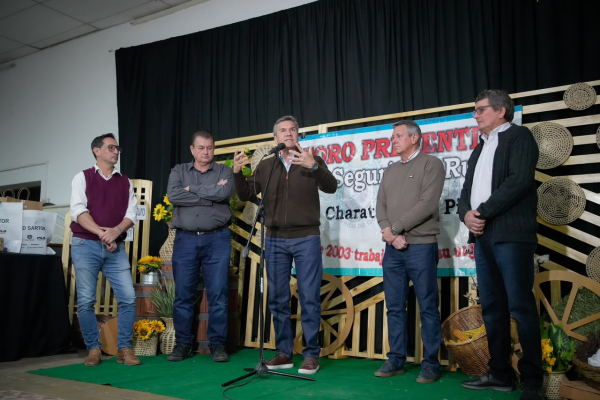 D&iacute;a del Agricultor: Zdero reconoci&oacute; el esfuerzo de los productores y marc&oacute; el rumbo agroindustrial 