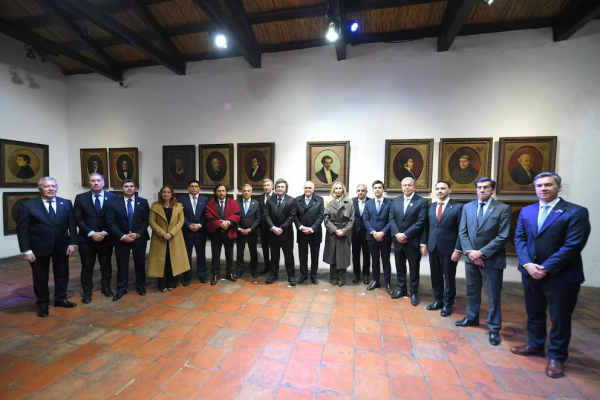 El Gobierno abre 100 d&iacute;as clave para ordenar el 2027: un men&uacute; de acuerdos con los gobernadores y una cita en Par&iacute;s