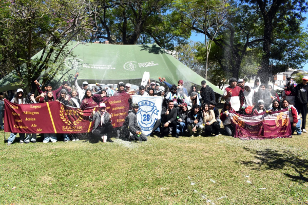 Llega la Estudiantina 2026 al Parque 2 de Febrero