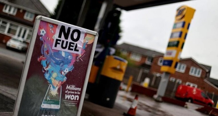 Crisis de combustible: el desabastecimiento en el Reino Unido puede llegar hasta Navidad