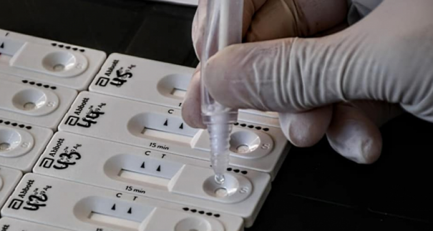 Solo cuatro contagios diarios, la cifra de activos descendió a 139