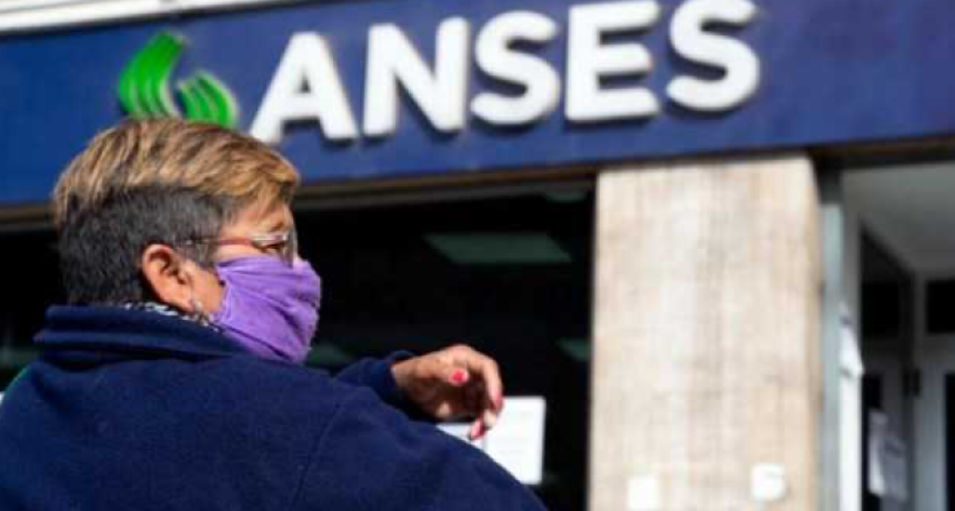 Cobran hoy los jubilados y pensionados con ingresos hasta $ 29.135 y DNI terminado en 4