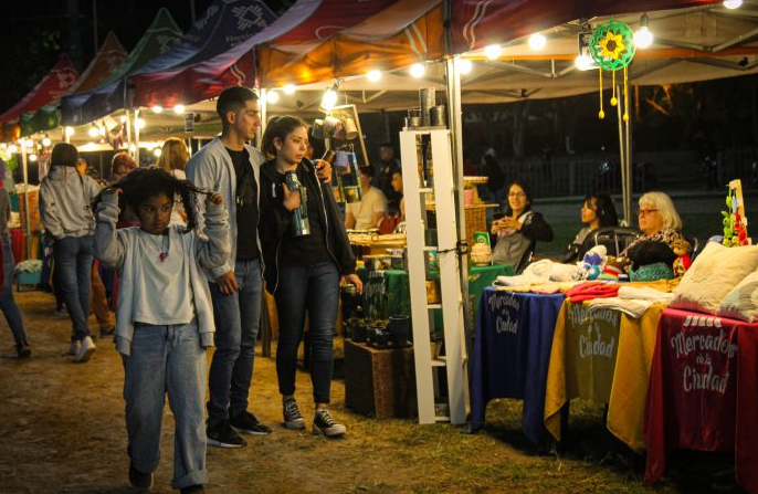 El festival Karaí Octubre reunió a emprendedores y artistas locales de Resistencia