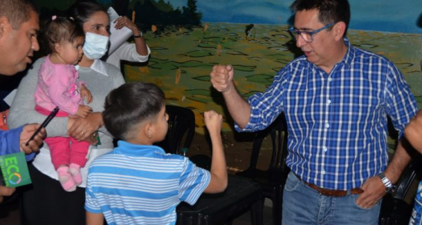 Gustavo Martínez participó de conversatorios vecinales en la zona sur de Resistencia