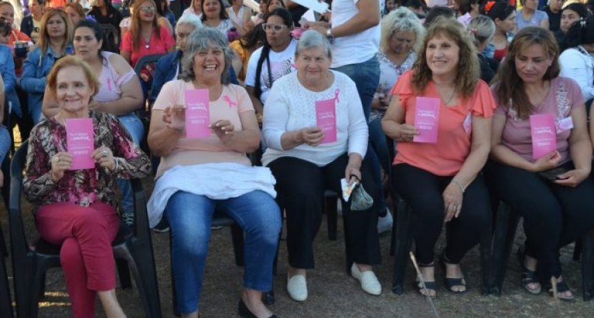 Charla sobre “Detección precoz del cáncer de mama”, esta tarde en la plazoleta Paseo Sur