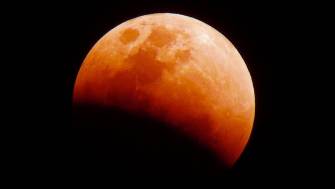 El eclipse lunar más largo del siglo llega este viernes
