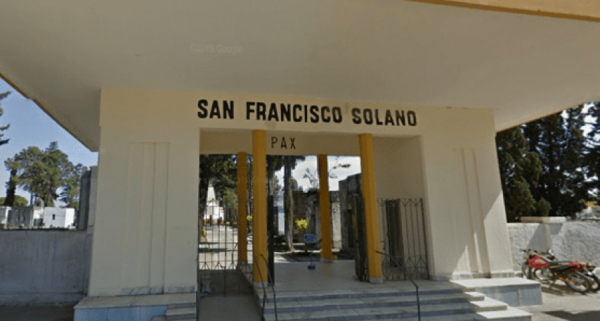 Habrá dos misas en el Cementerio municipal