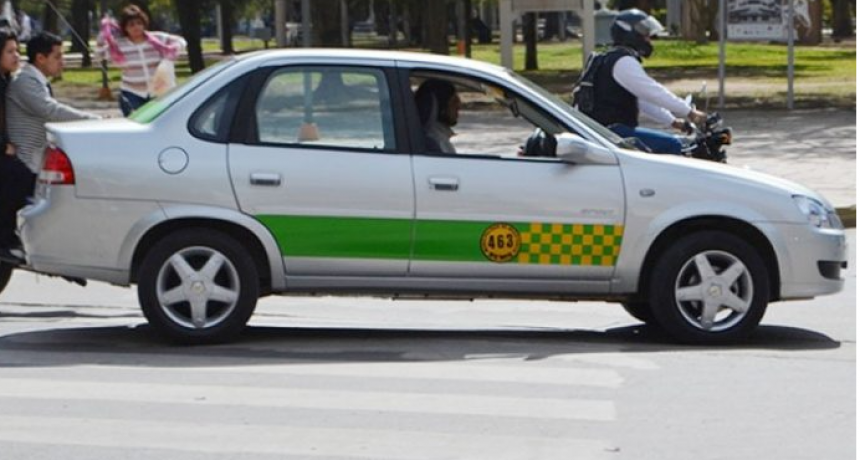 Remiseros advierten posible impacto en la tarifa