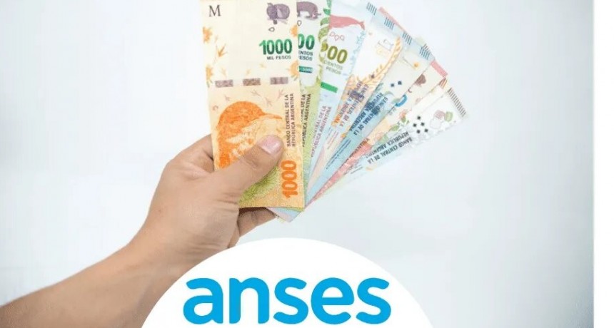 Jubilados y pensionados cobran con aumento desde diciembre